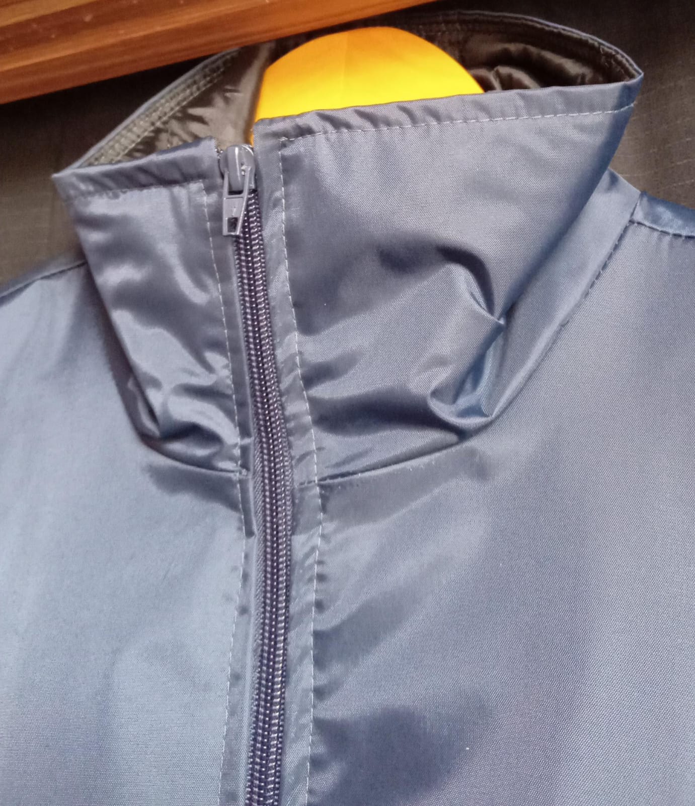 Jaqueta Impermeável em Nylon Emborrachado com Zíper | Jaqueta Corta Vento Profissional Silksert — imagem 2